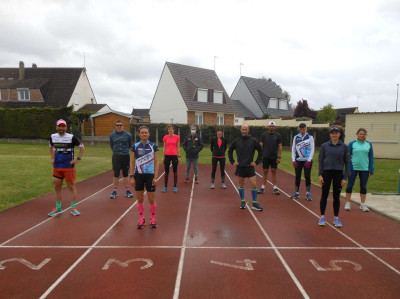 une séance de vma longue bien négociée par nos triathlètes